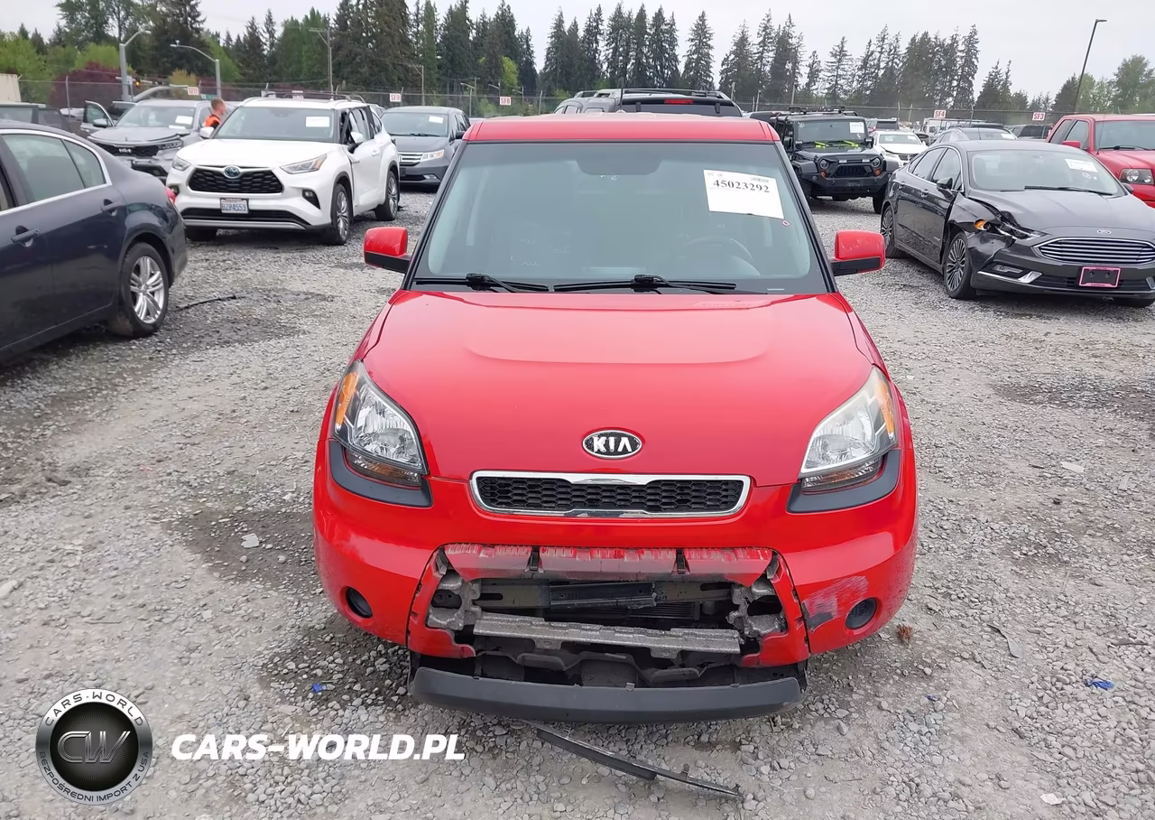2011 Kia Soul + VIN:KNDJT2A24B7274447 - 13