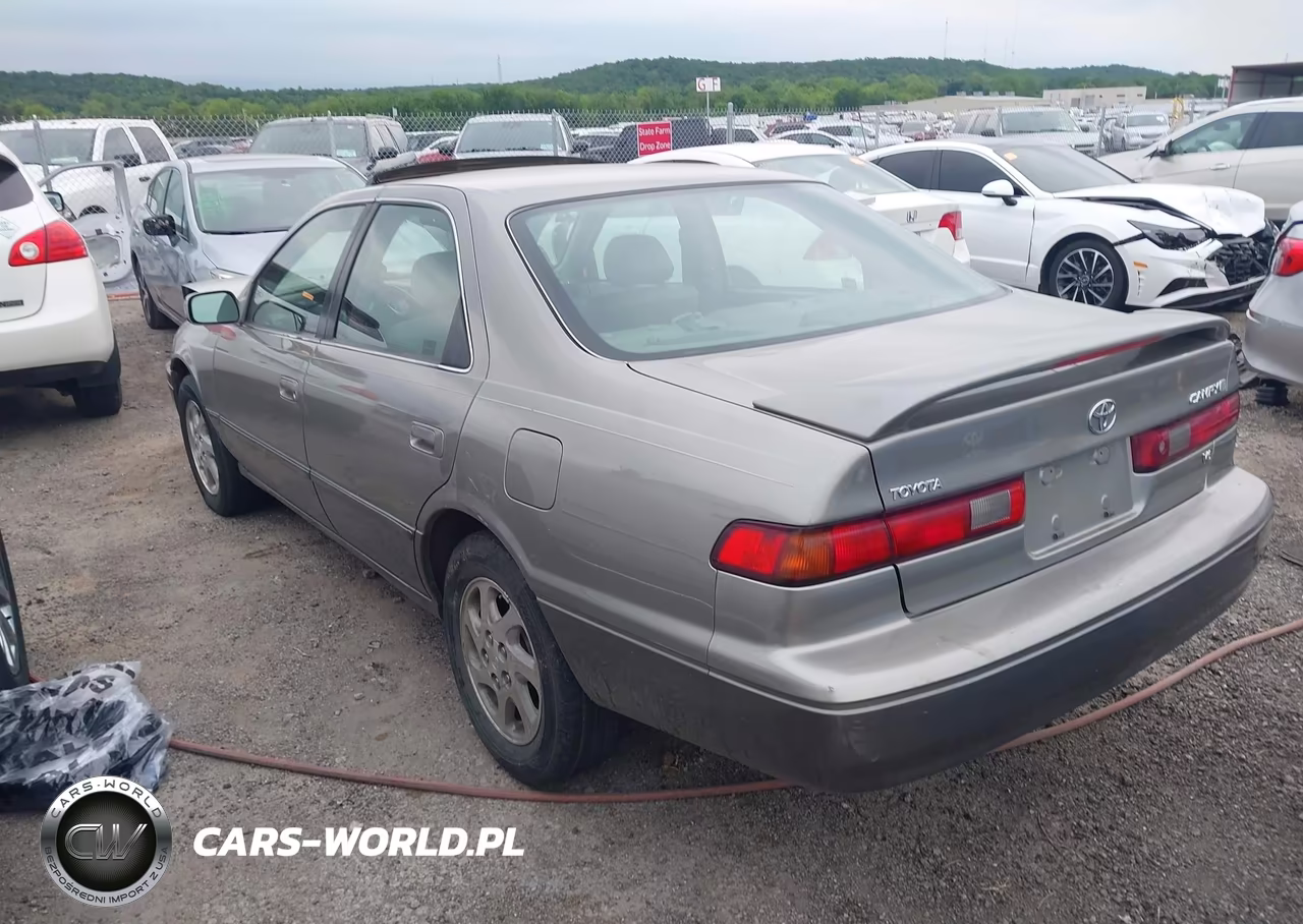 1999 Toyota Camry Le V6 VIN:JT2BF22K8X0153004 - 3