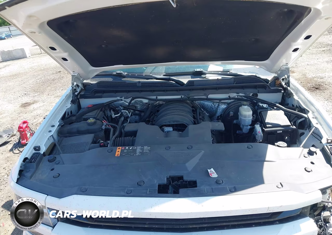 2018 Chevrolet Silverado 1500 2Lt VIN:3GCUKREC7JG343923 - 10