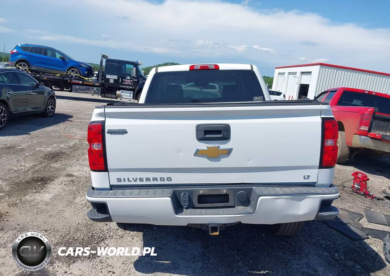 2018 Chevrolet Silverado 1500 2Lt VIN:3GCUKREC7JG343923 - 17