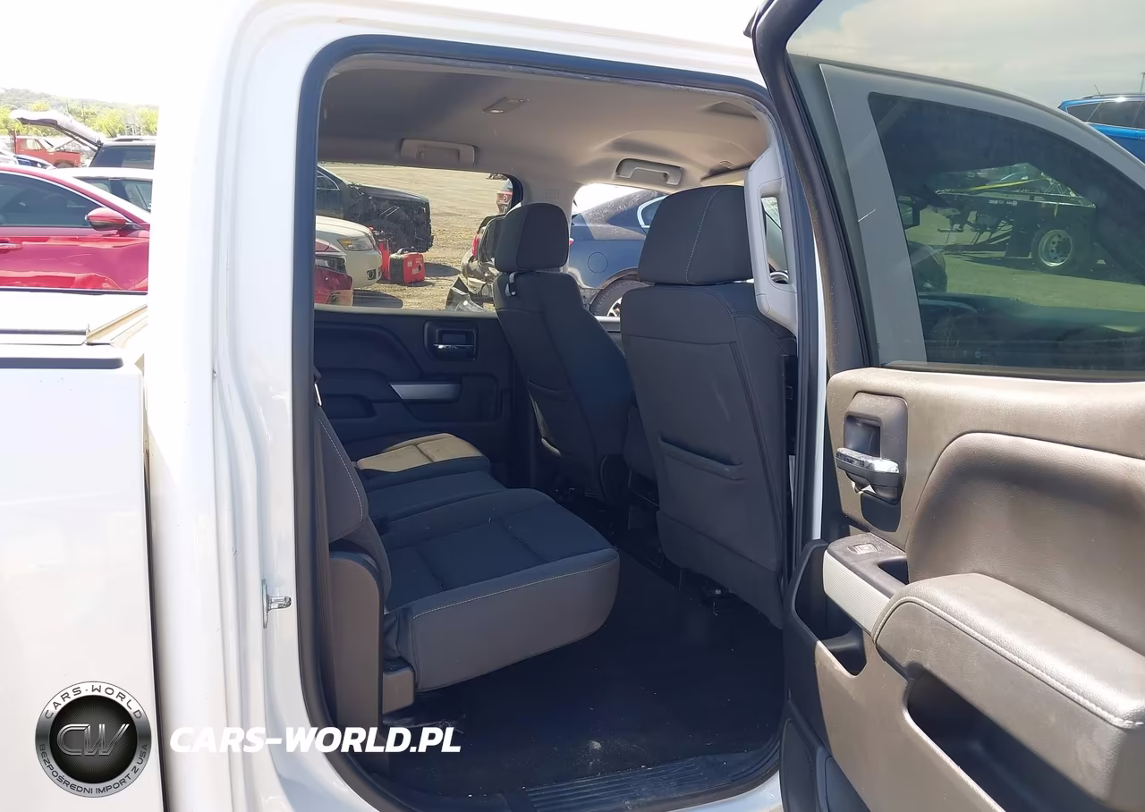 2018 Chevrolet Silverado 1500 2Lt VIN:3GCUKREC7JG343923 - 8