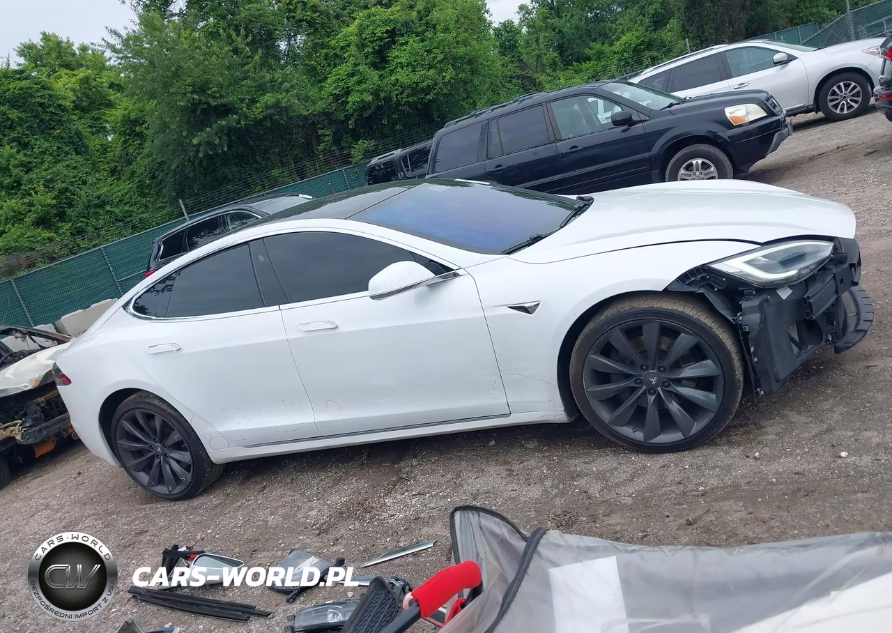 2020 Tesla Model S Long Range Dual Motor All-Wheel Drive-Long Range Plus Dual Motor All-Wheel Drive VIN:5YJSA1E21LF389338 - 14