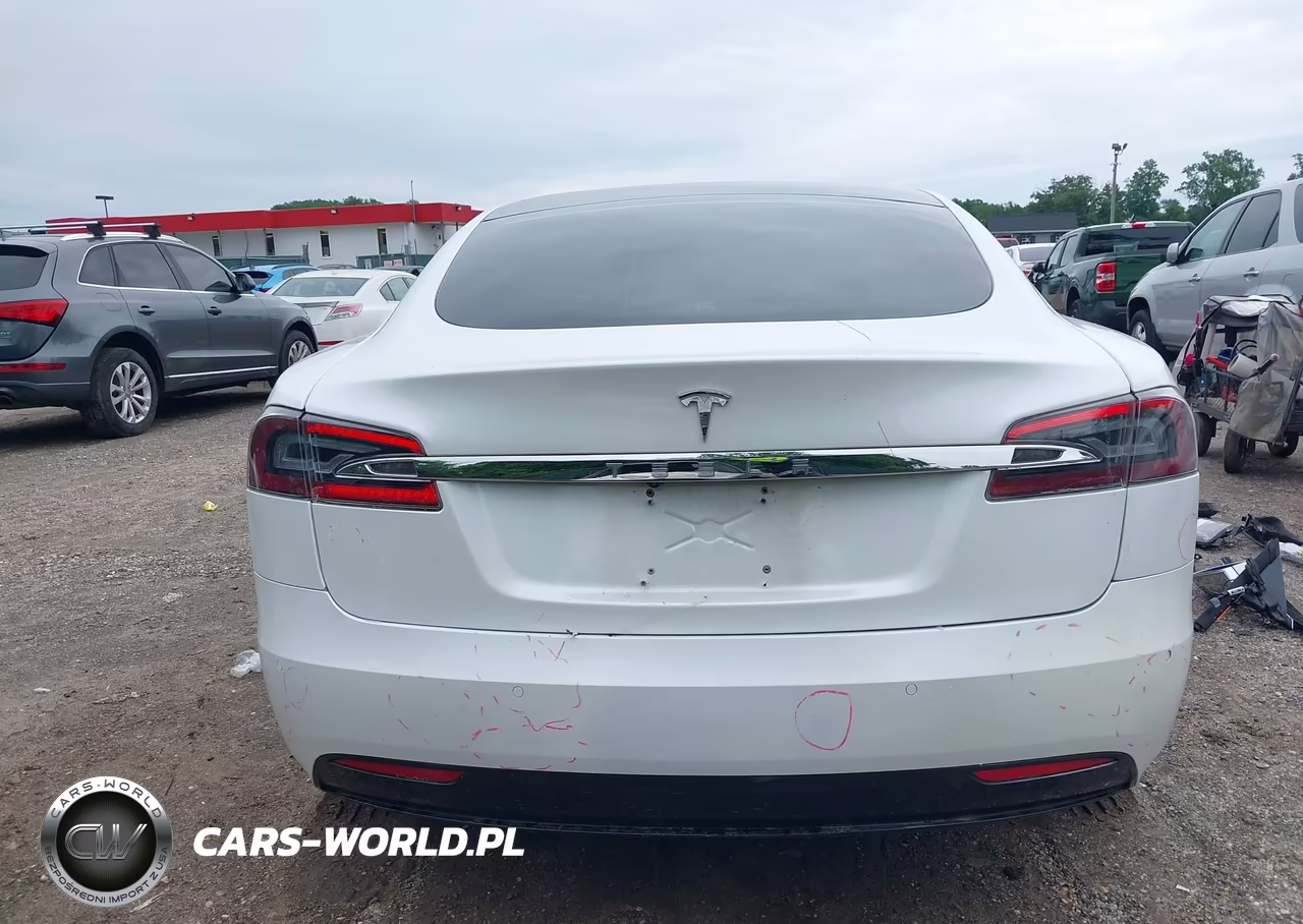 2020 Tesla Model S Long Range Dual Motor All-Wheel Drive-Long Range Plus Dual Motor All-Wheel Drive VIN:5YJSA1E21LF389338 - 17