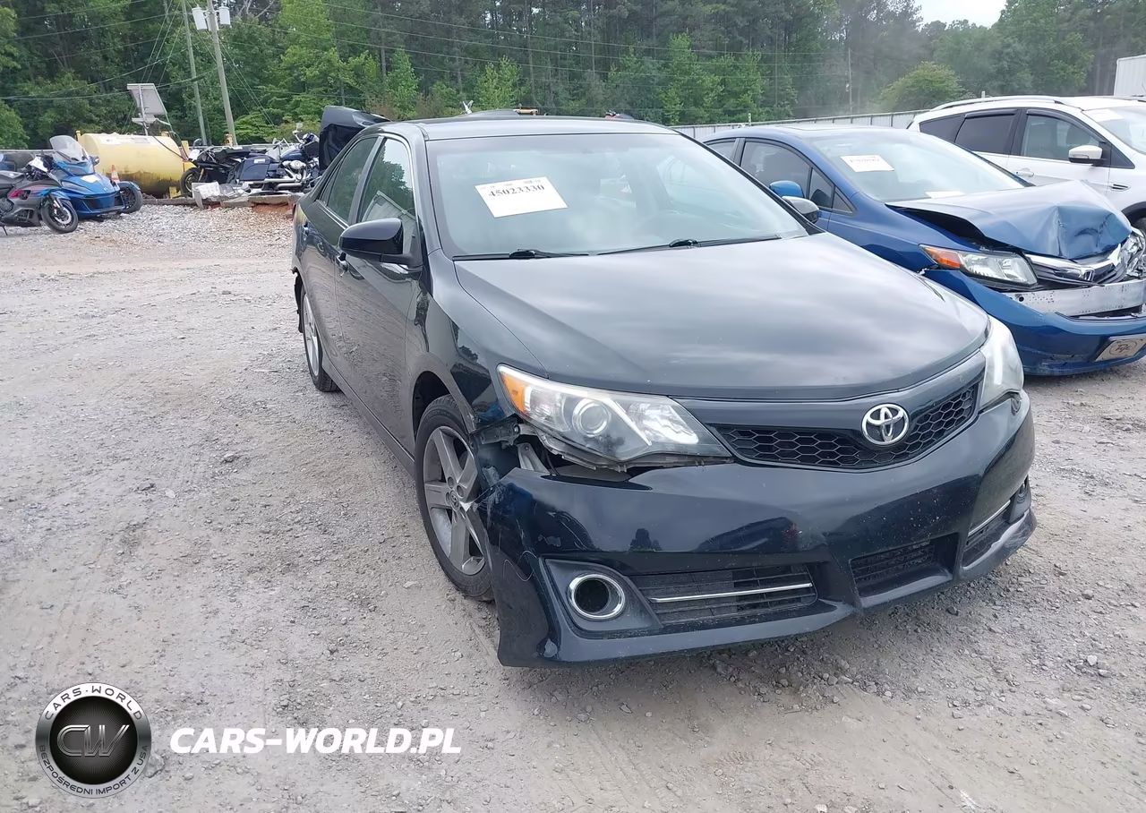 2014 Toyota Camry Se – zdjęcie 1 z 16