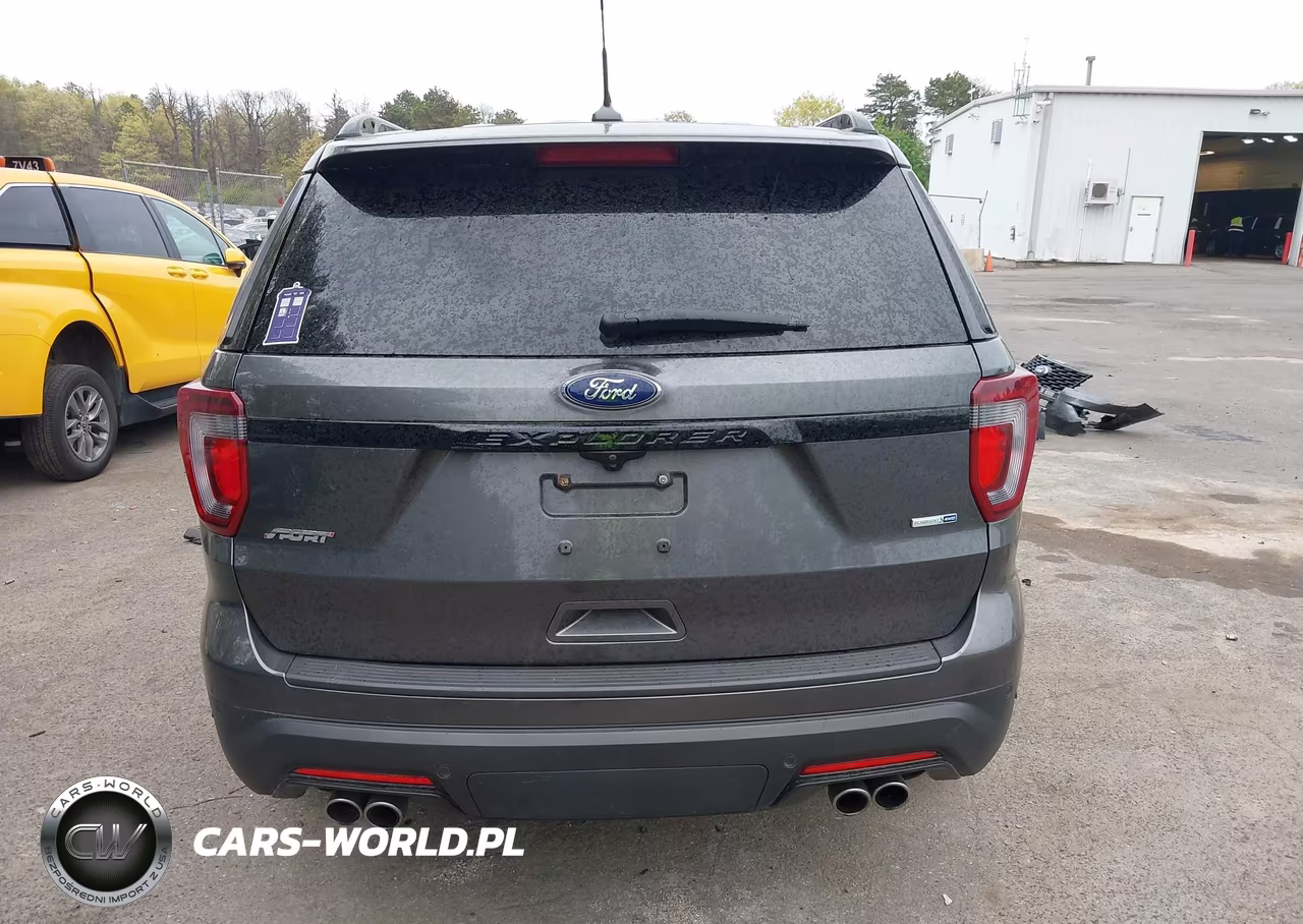 2019 Ford Explorer Sport VIN:1FM5K8GT4KGB32621 - 17