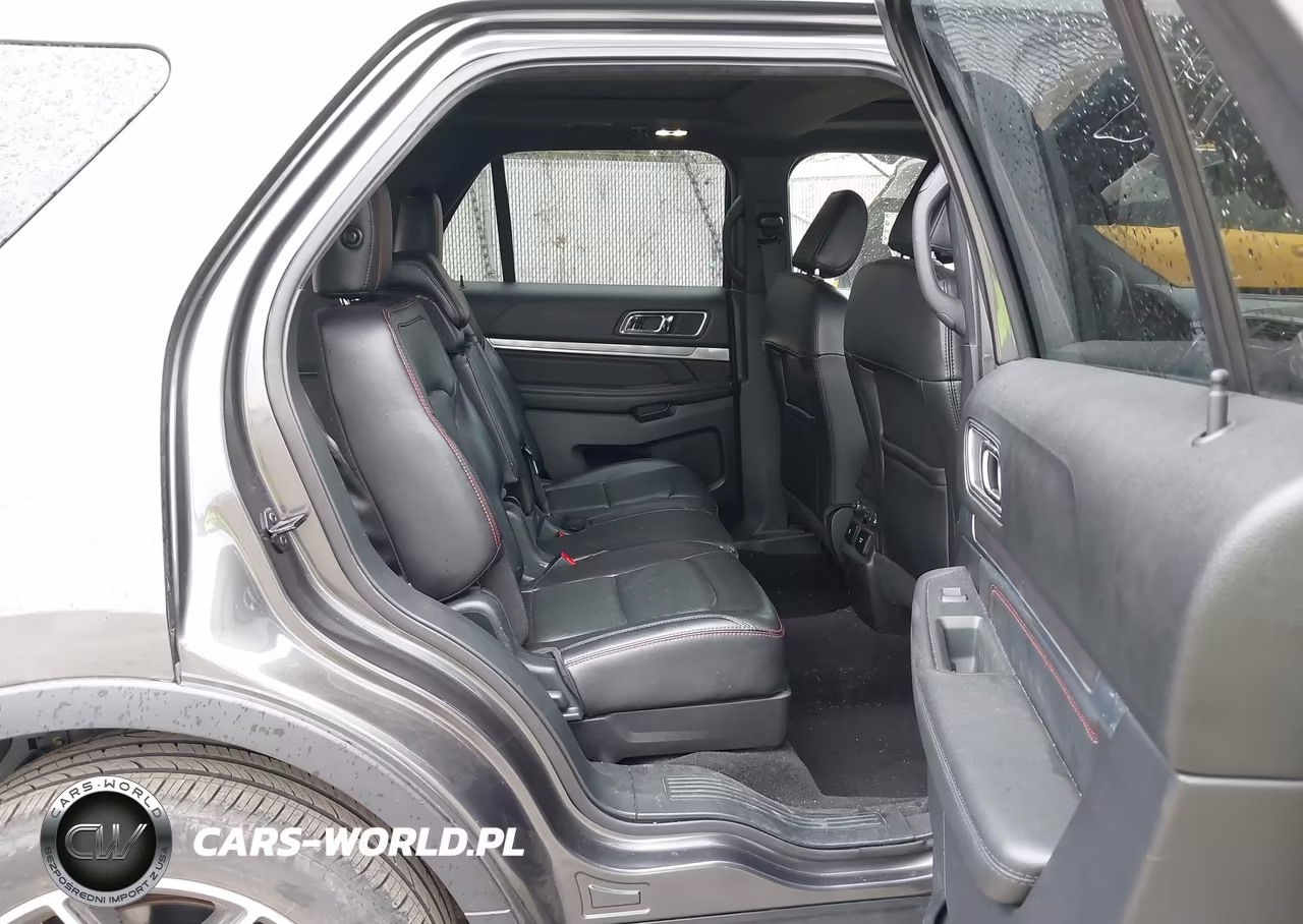 2019 Ford Explorer Sport VIN:1FM5K8GT4KGB32621 - 8