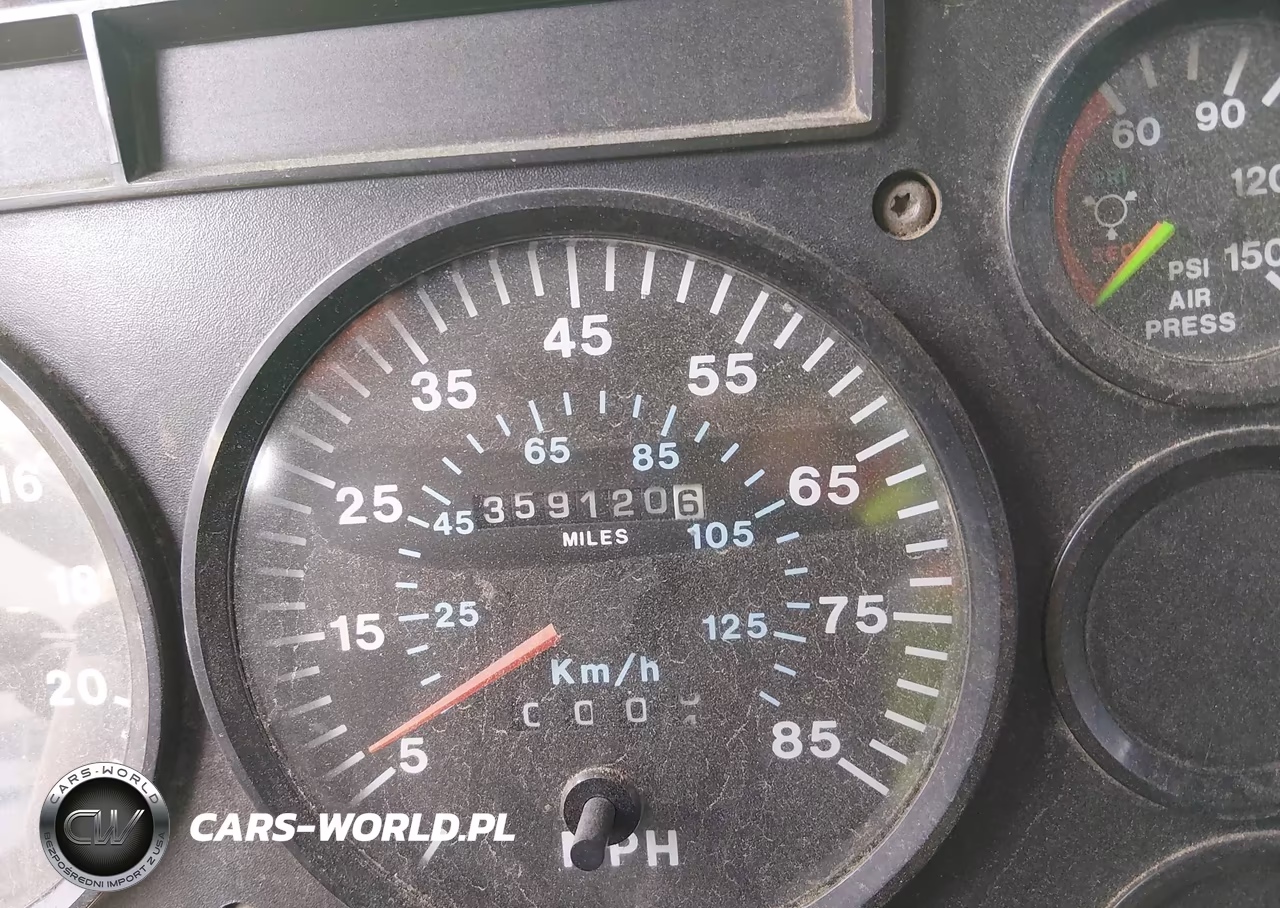 2001 Mack 700 Cl700 VIN:1M2AD62C41M011981 - 5
