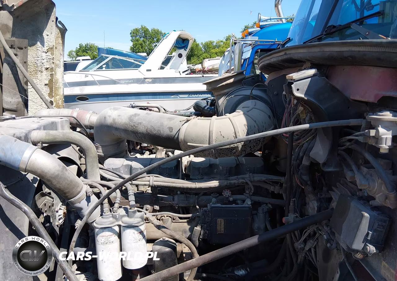 2001 Mack 700 Cl700 VIN:1M2AD62C41M011981 - 9