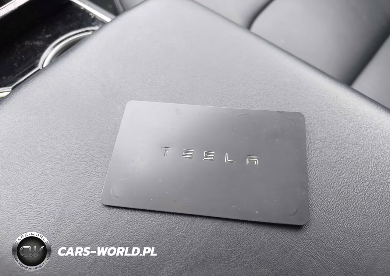 2018 Tesla Model 3 Long Range-Mid Range VIN:5YJ3E1EA7JF030718 - 11