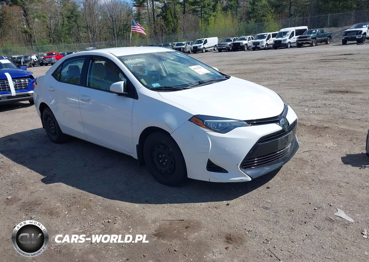 2018 Toyota Corolla Le – zdjęcie 1 z 17