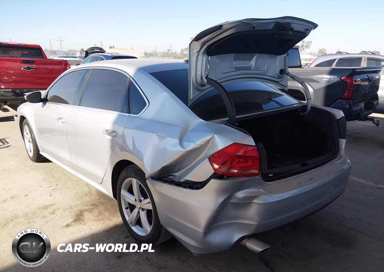 2012 Volkswagen Passat 2.5L Se VIN:1VWBP7A30CC042111 - 3