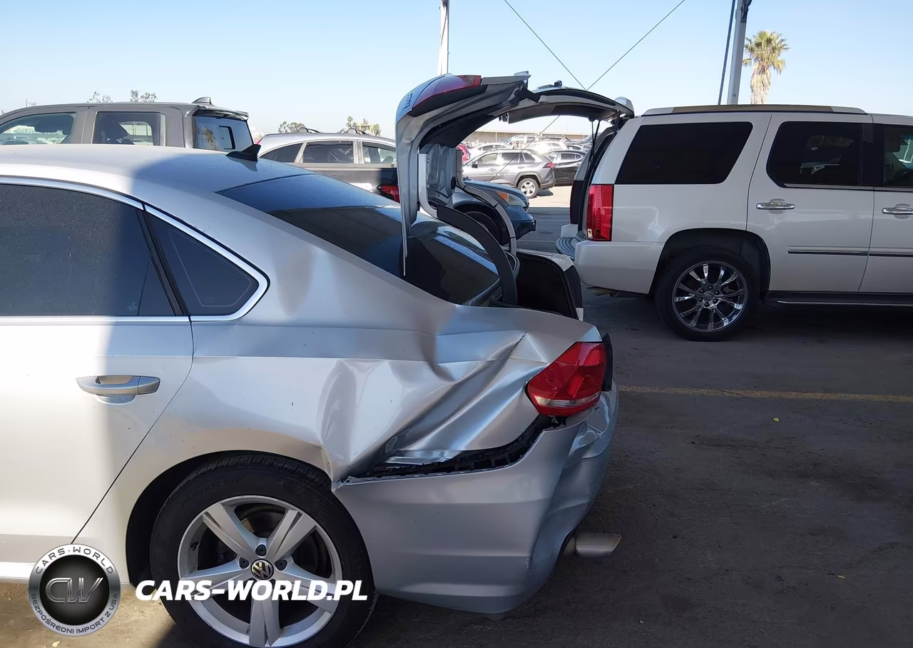 2012 Volkswagen Passat 2.5L Se VIN:1VWBP7A30CC042111 - 6