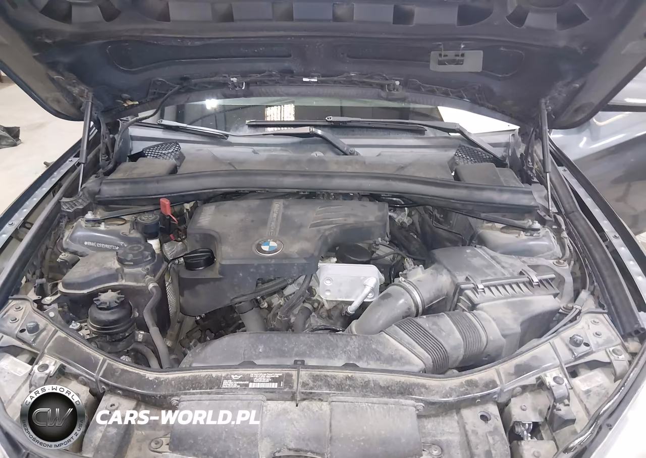 2014 BMW X1 xDrive28I VIN:WBAVL1C51EVR92733 - 10