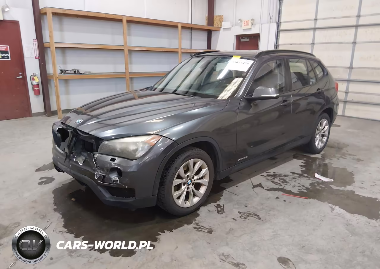 2014 BMW X1 xDrive28I VIN:WBAVL1C51EVR92733 - 2