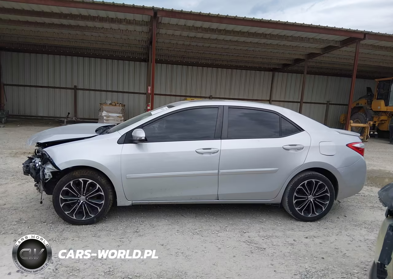 2015 Toyota Corolla S Plus VIN:5YFBURHE0FP356626 - 14