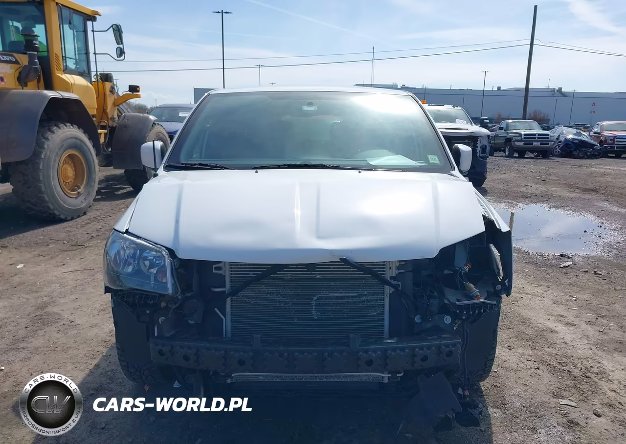 2018 Dodge Grand Caravan Se Plus VIN:2C4RDGBG6JR215159 - 12