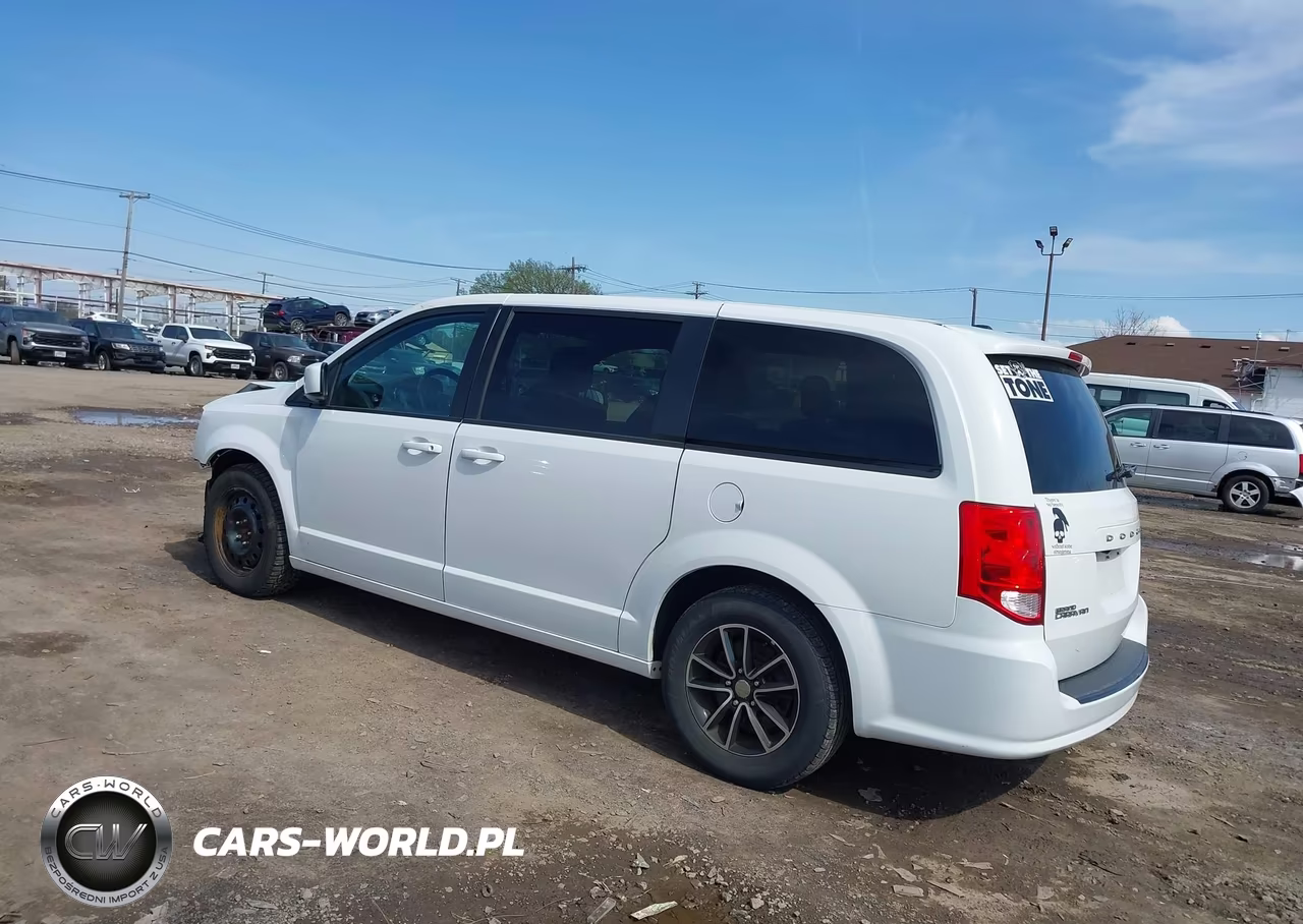 2018 Dodge Grand Caravan Se Plus VIN:2C4RDGBG6JR215159 - 3