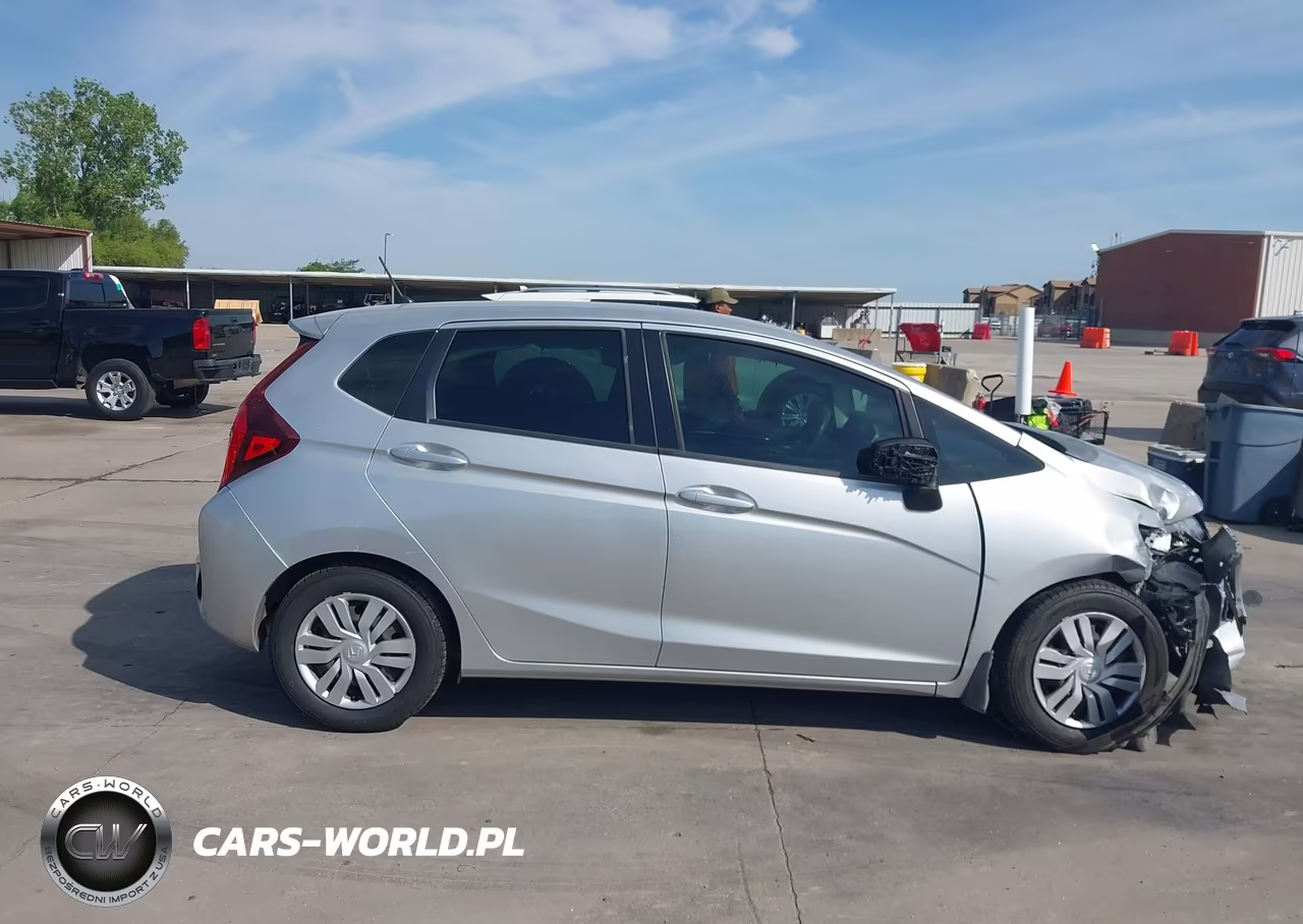 2015 Honda Fit Lx VIN:3HGGK5H52FM765854 - 13