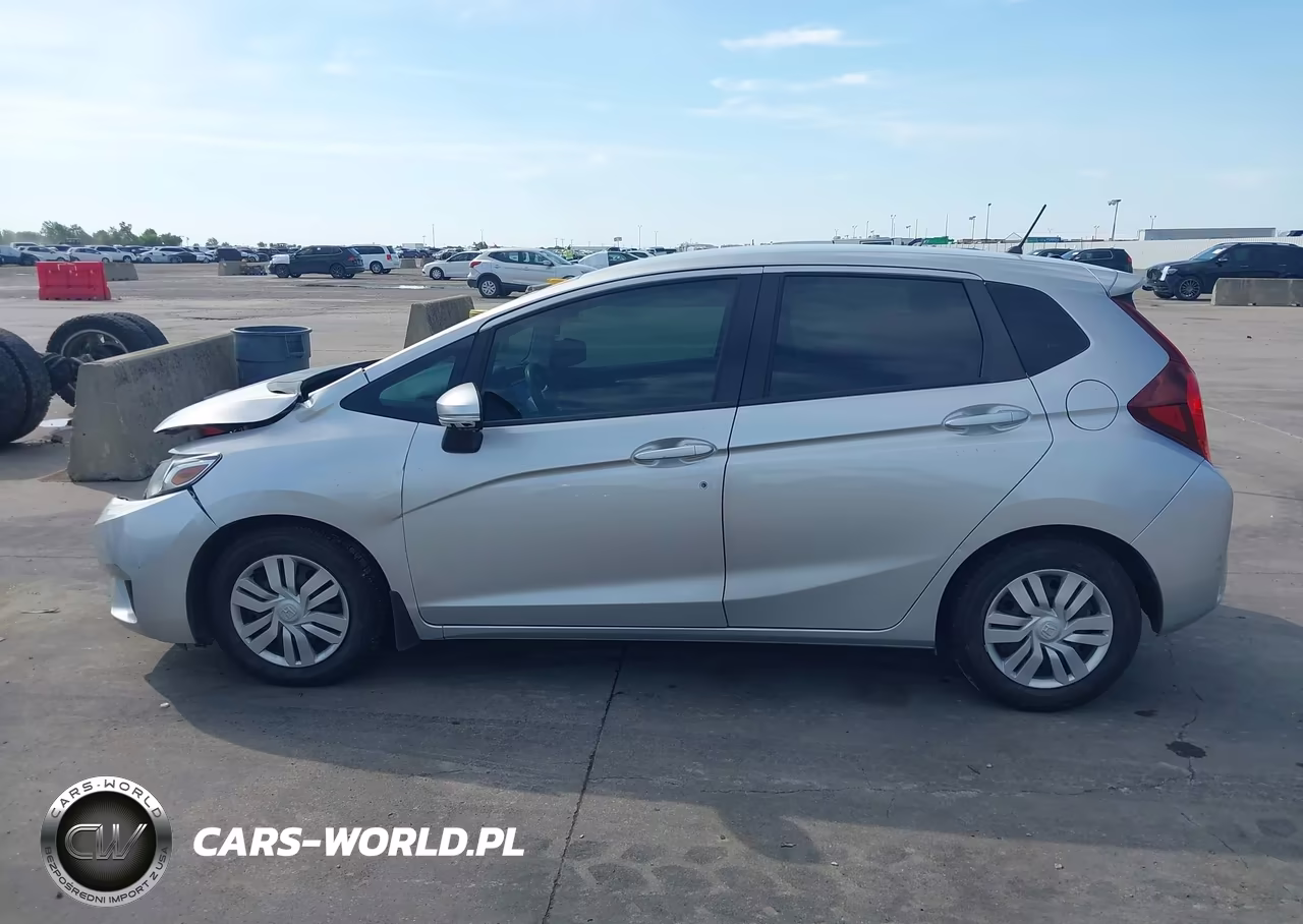 2015 Honda Fit Lx VIN:3HGGK5H52FM765854 - 14