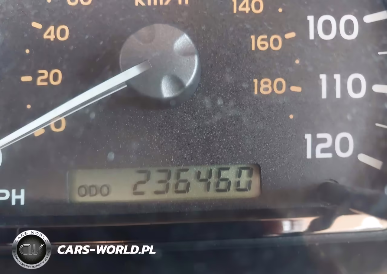 2005 Toyota Sequoia Limited V8 VIN:5TDZT38AX5S259063 - 16