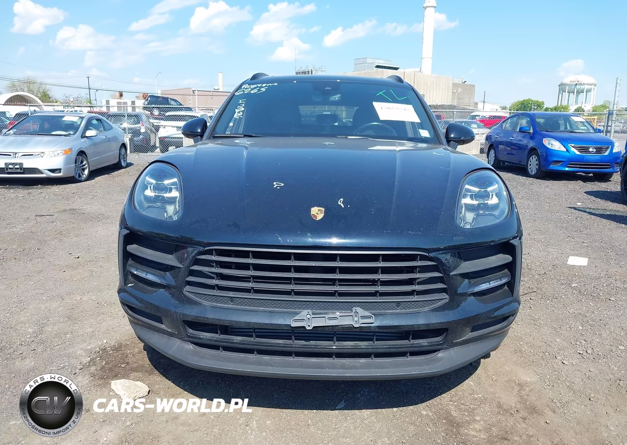 2020 Porsche Macan VIN:WP1AA2A50LLB02343 - 12