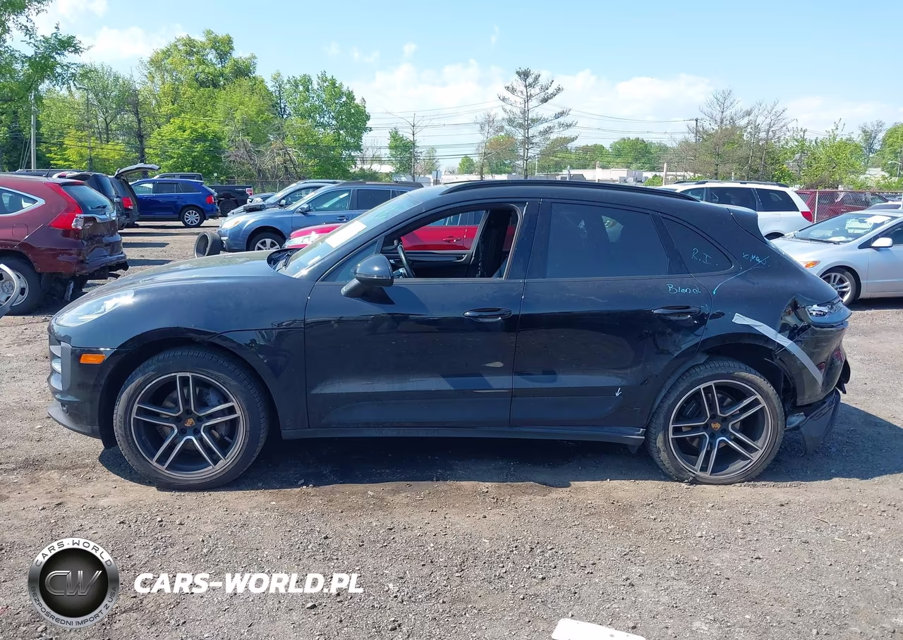 2020 Porsche Macan VIN:WP1AA2A50LLB02343 - 14