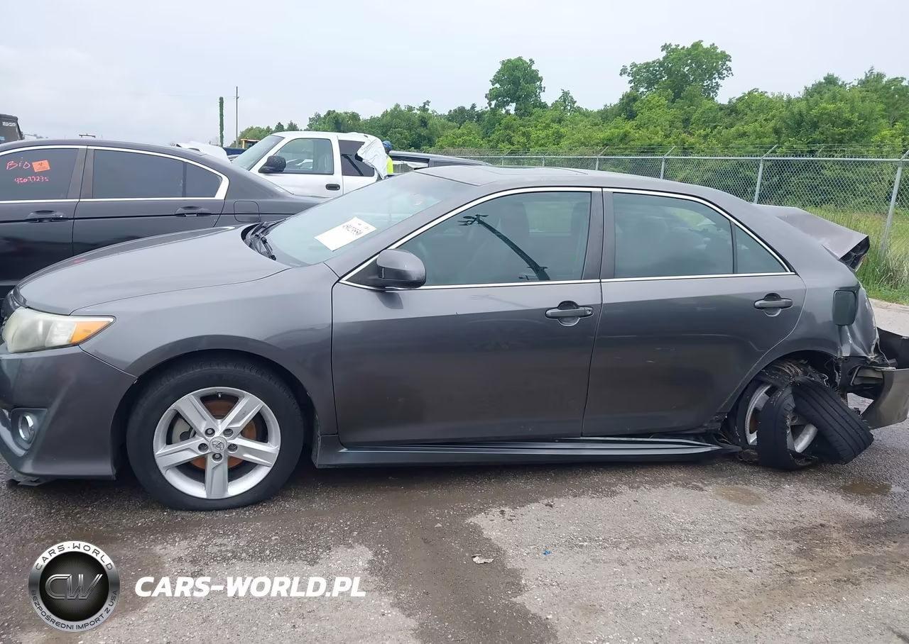 2013 Toyota Camry Se VIN:4T1BF1FK7DU216492 - 14