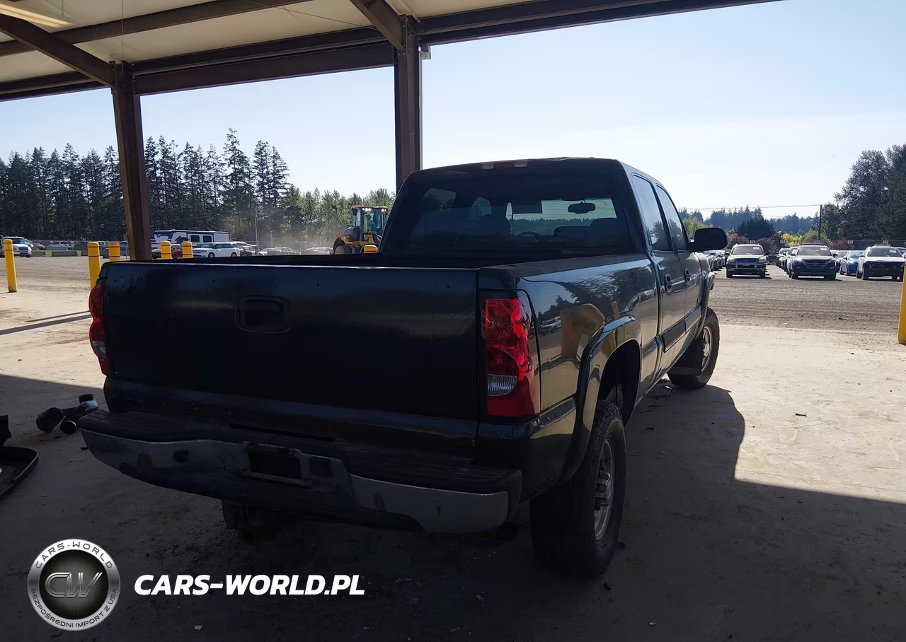 2005 Chevrolet Silverado 2500Hd Ls VIN:1GCHK23U05F885005 - 4
