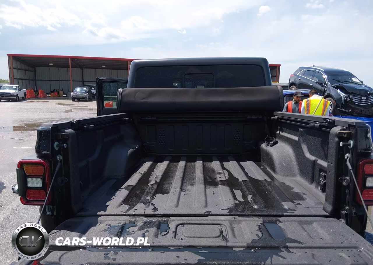 2021 Jeep Gladiator Sport S 4X4 VIN:1C6JJTAG1ML540290 - 18