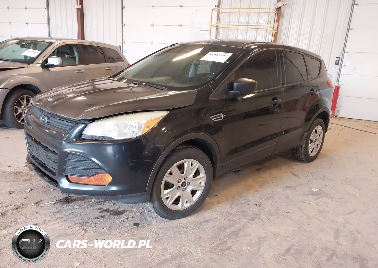 2014 Ford Escape S VIN:1FMCU0F76EUA40942 - 2