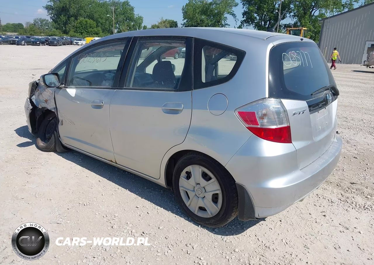2012 Honda Fit VIN:JHMGE8H31CC003777 - 3