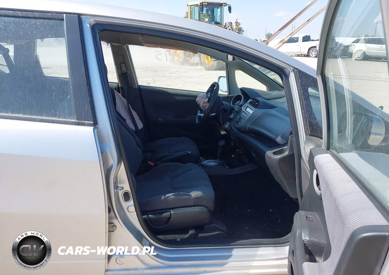 2012 Honda Fit VIN:JHMGE8H31CC003777 - 5