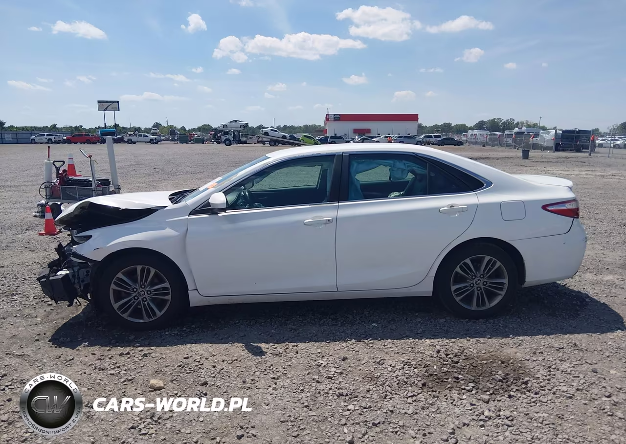 2015 Toyota Camry Se VIN:4T1BF1FK6FU028940 - 14