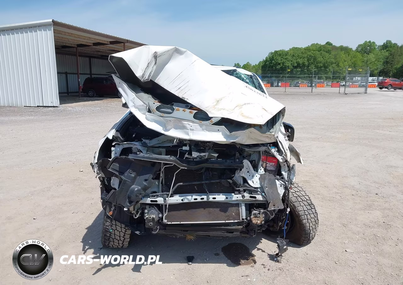 2018 Toyota 4Runner Trd Off Road Premium VIN:JTEBU5JR7J5526388 - 6