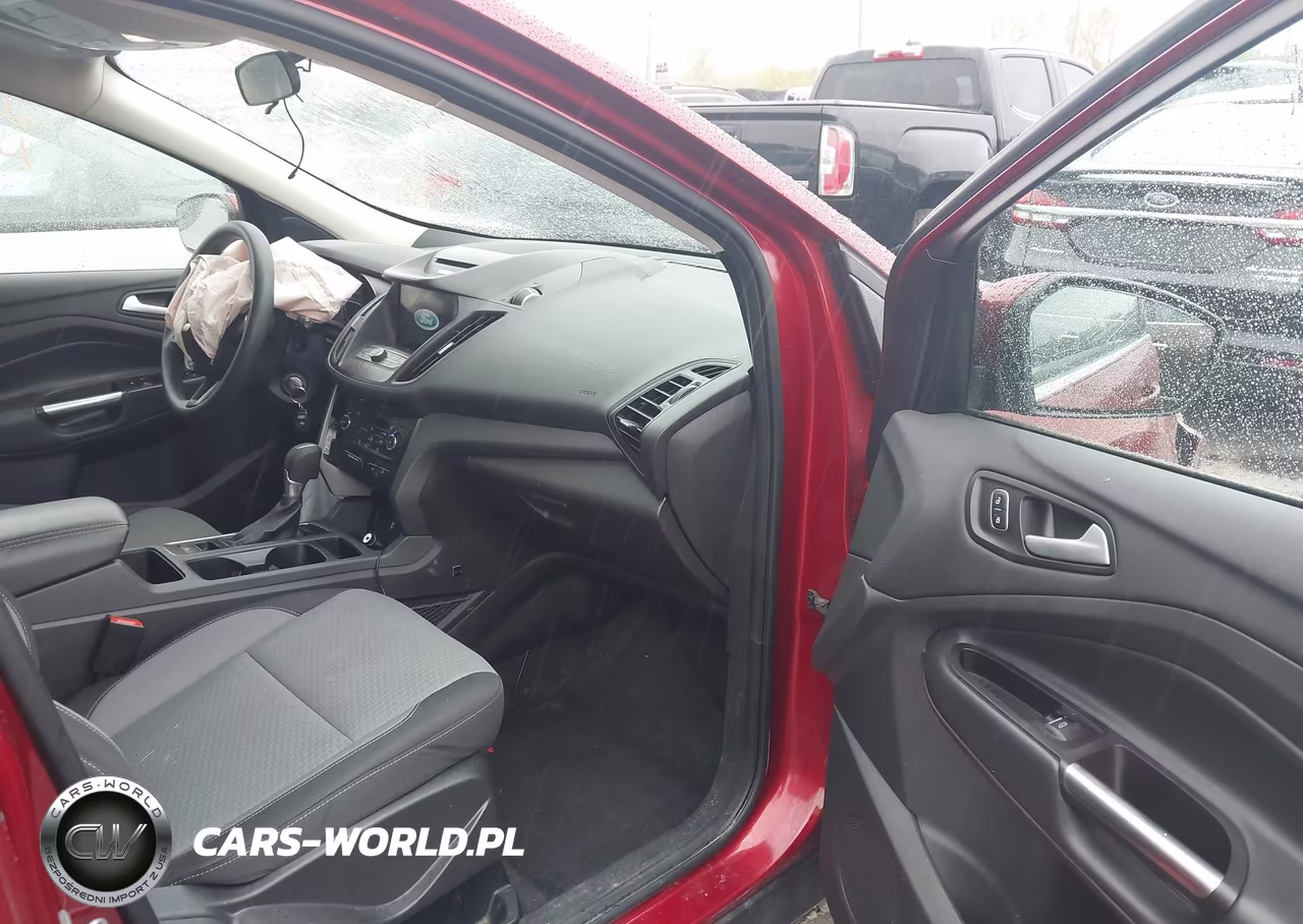 2017 Ford Escape Se VIN:1FMCU0GD5HUD37497 - 5