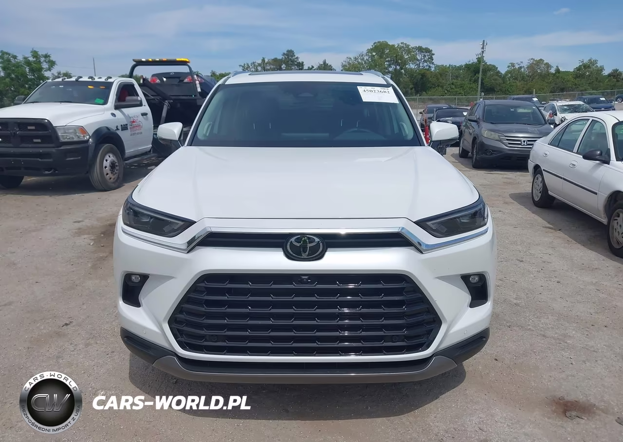 2025 Toyota Grand Highlander Limited VIN:5TDAAAB55SS073364 - 12