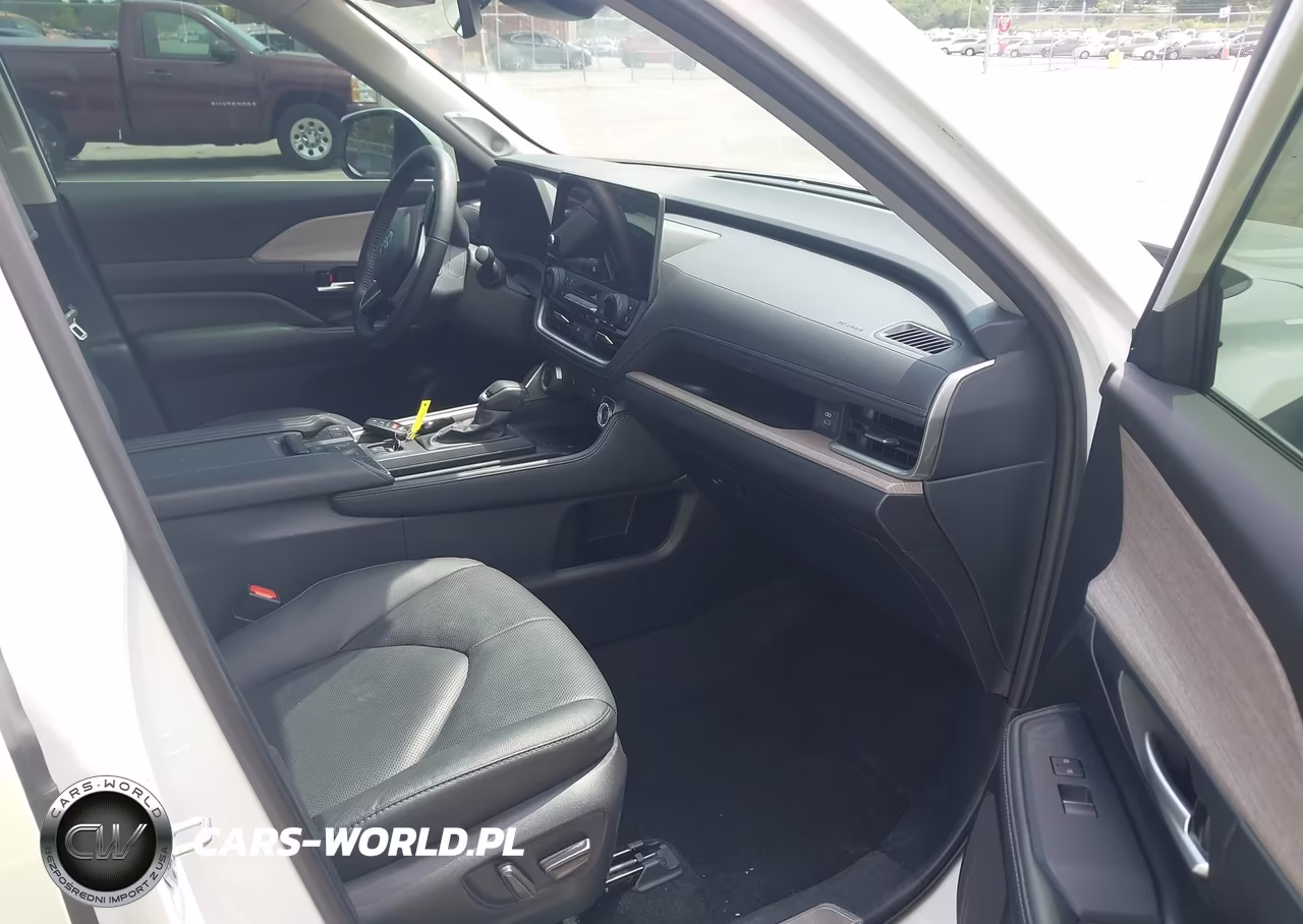 2025 Toyota Grand Highlander Limited VIN:5TDAAAB55SS073364 - 5