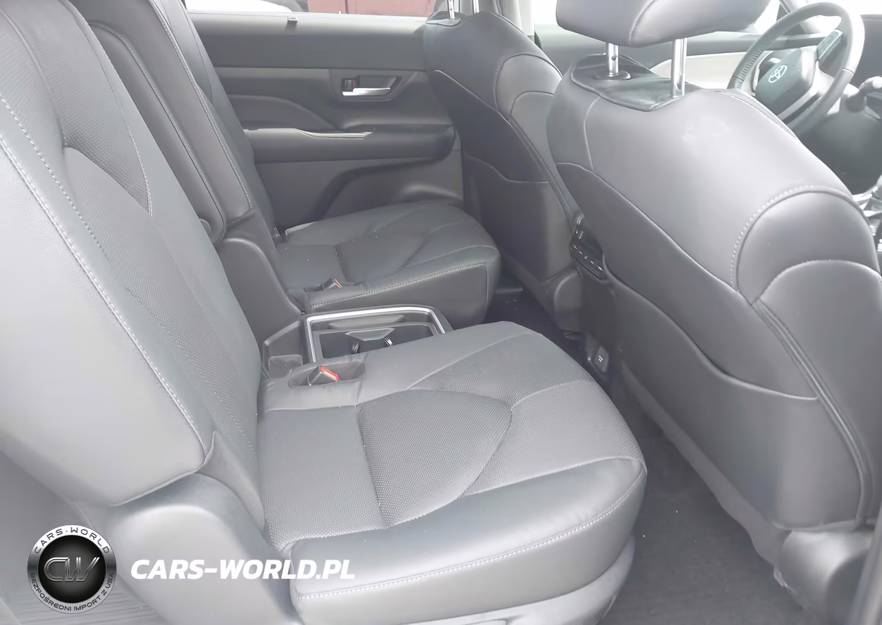 2025 Toyota Grand Highlander Limited VIN:5TDAAAB55SS073364 - 8