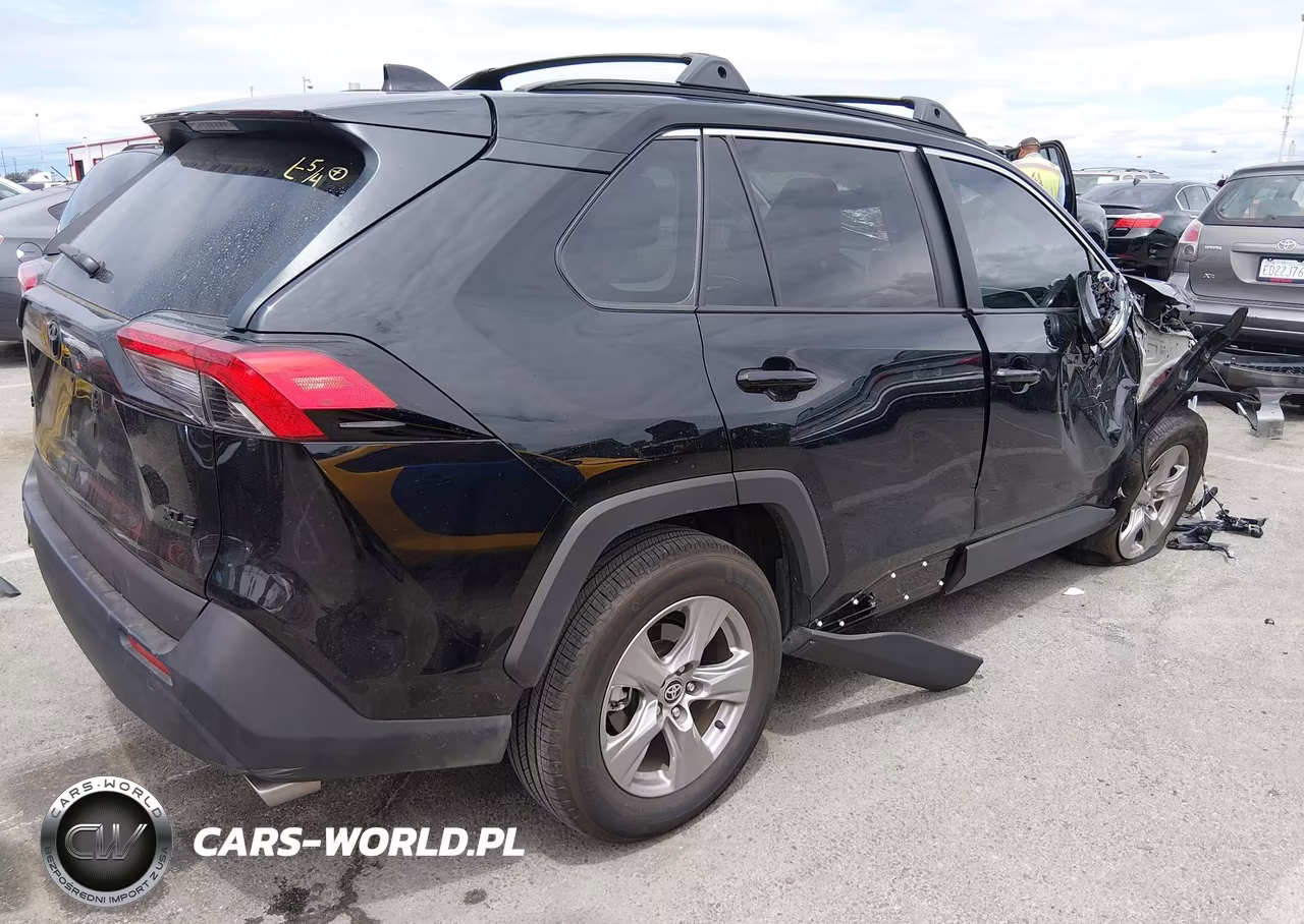 2025 Toyota Rav4 Xle VIN:2T3W1RFV5SW425050 - 4