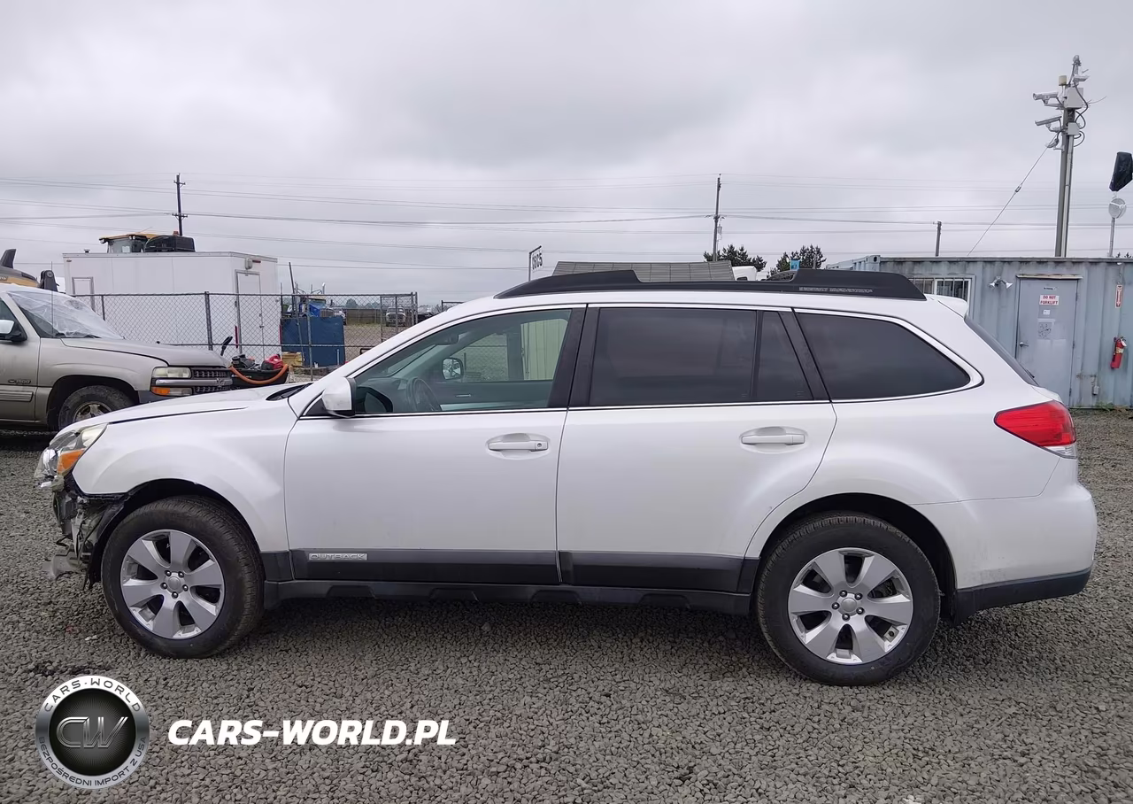 2011 Subaru Outback 2.5I Premium VIN:4S4BRBCC6B3316385 - 15