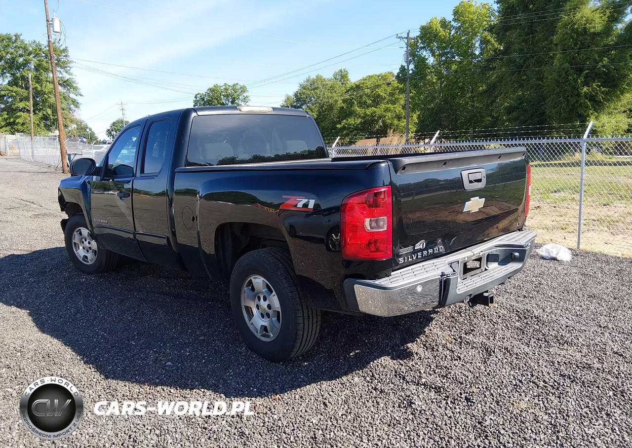 2011 Chevrolet Silverado 1500 Lt VIN:1GCRCSE05BZ459199 - 3