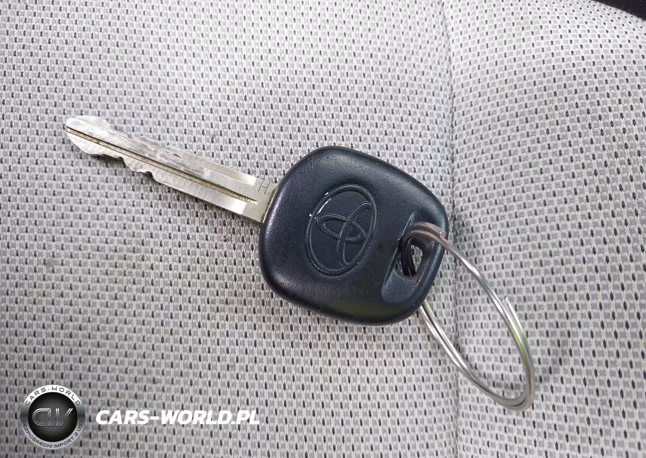 2020 Toyota Corolla L VIN:5YFDPRAE6LP058412 - 11