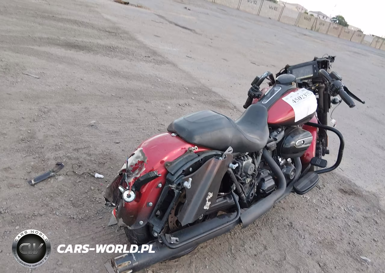 2018 Harley-Davidson Flhxs Street Glide Special VIN:1HD1KRC19JB671114 - 17