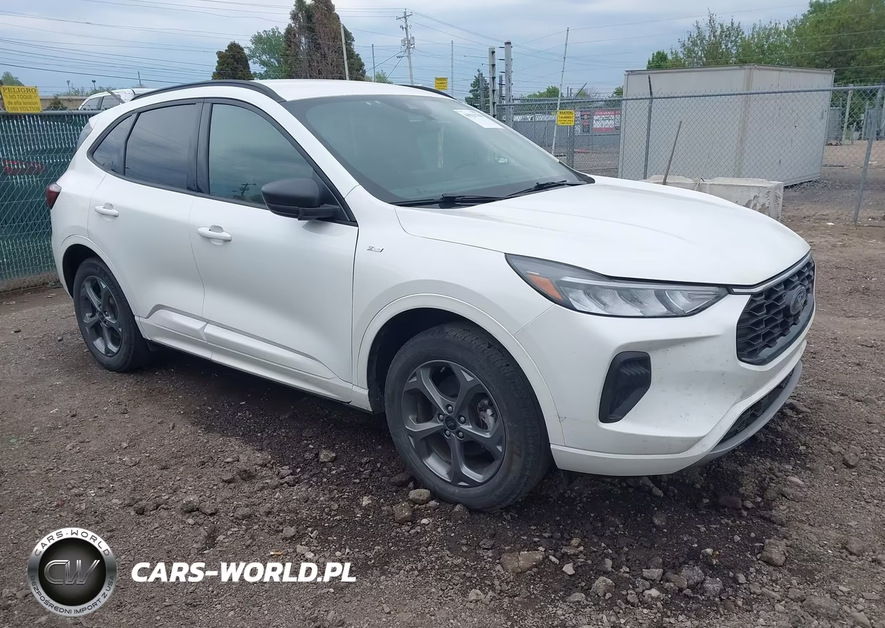 2024 Ford Escape St-Line – zdjęcie 1 z 17