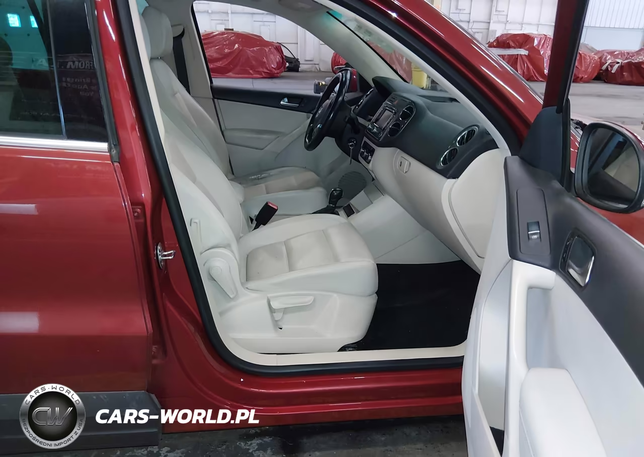 2011 Volkswagen Tiguan Se VIN:WVGAV7AX7BW000406 - 5