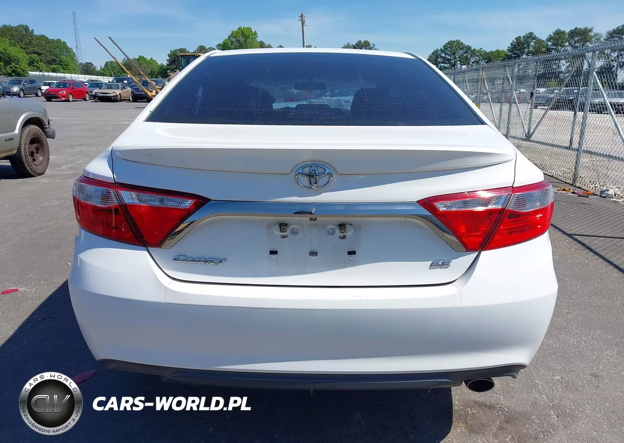 2016 Toyota Camry Se VIN:4T1BF1FKXGU594052 - 16