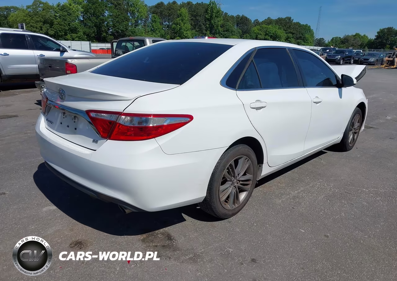 2016 Toyota Camry Se VIN:4T1BF1FKXGU594052 - 4