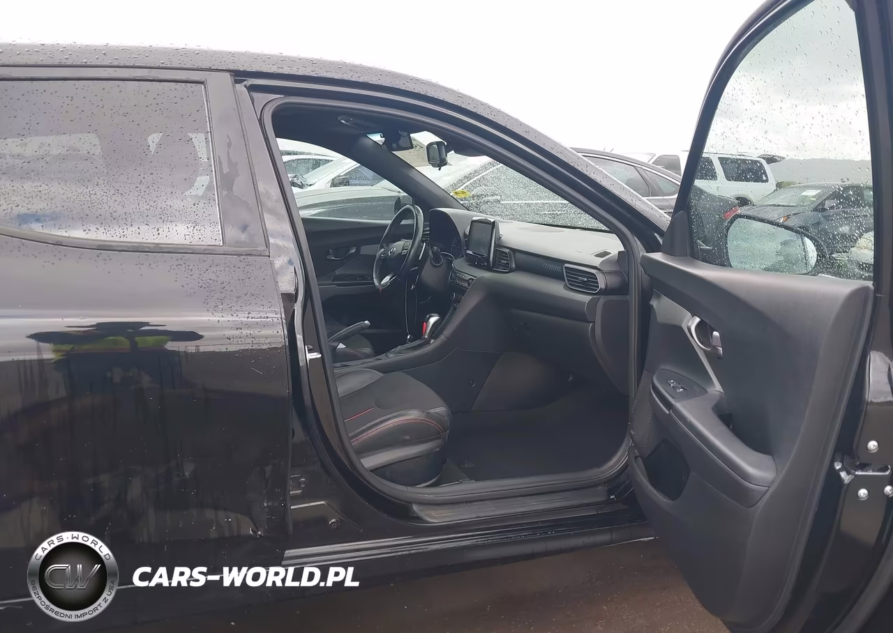 2020 Hyundai Veloster 2.0 Premium VIN:KMHTG6AF4LU031923 - 5
