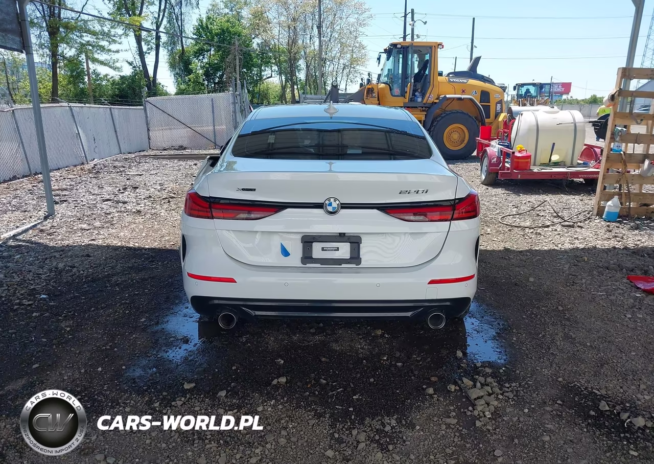 2023 BMW 228 Gran Coupe I xDrive VIN:WBA73AK06P7L74667 - 17