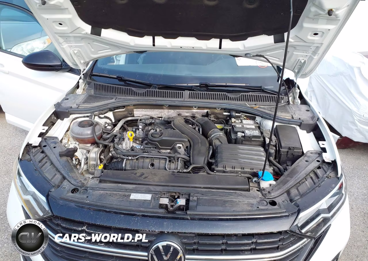 2023 Volkswagen Jetta 1.5T Sport VIN:3VWBM7BU6PM031439 - 10